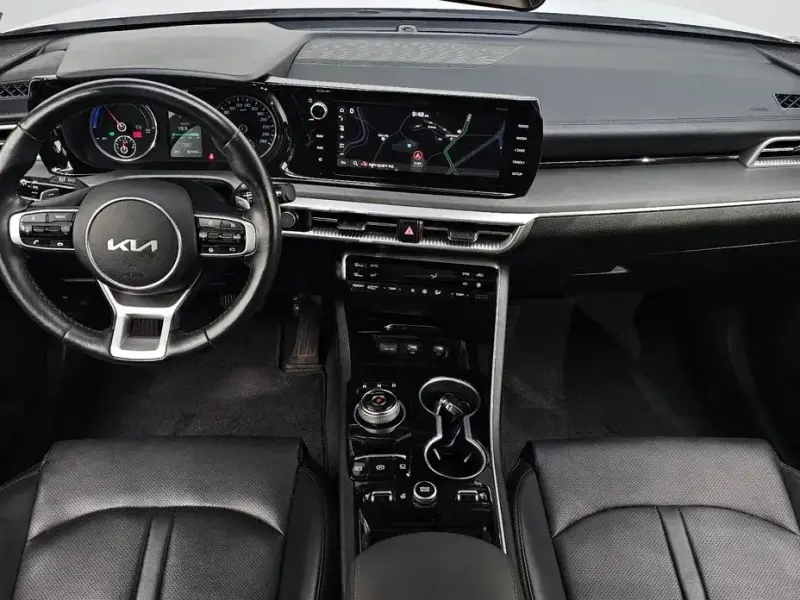 2022 Kia K5 с пробегом 82 353 км