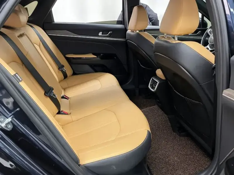 2022 Kia K5 с пробегом 83 833 км