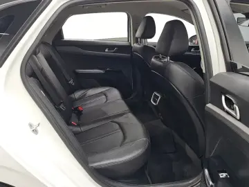 2022 Kia K5 с пробегом 82 353 км