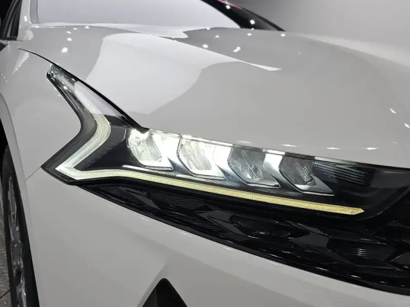 2022 Kia K5 с пробегом 82 353 км