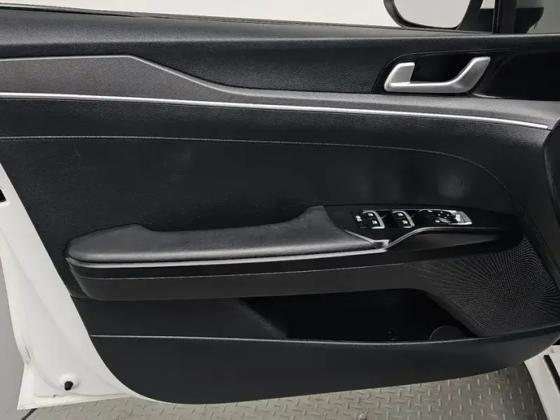 2022 Kia K5 с пробегом 82 353 км