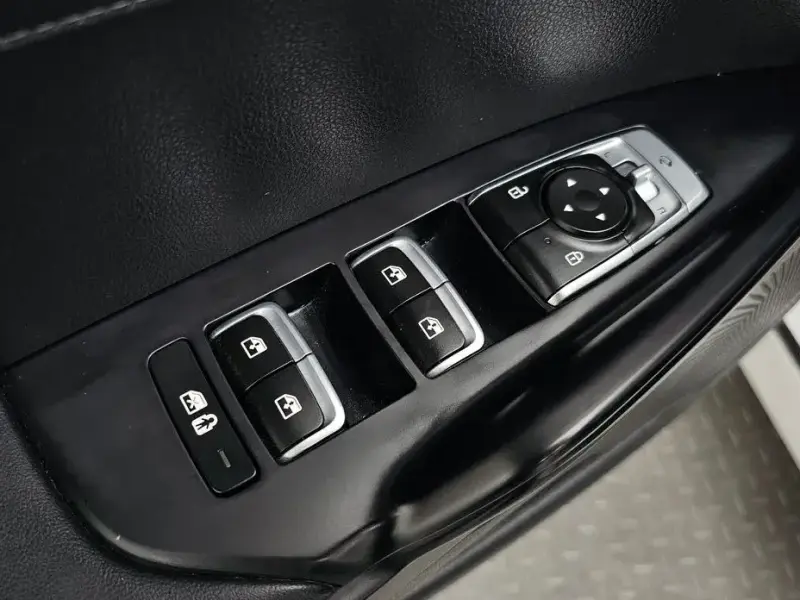 2022 Kia K5 с пробегом 82 353 км
