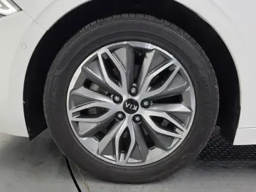 2021 Kia K5 с пробегом 103 285 км