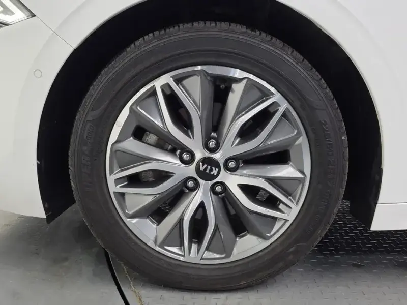 2021 Kia K5 с пробегом 103 285 км