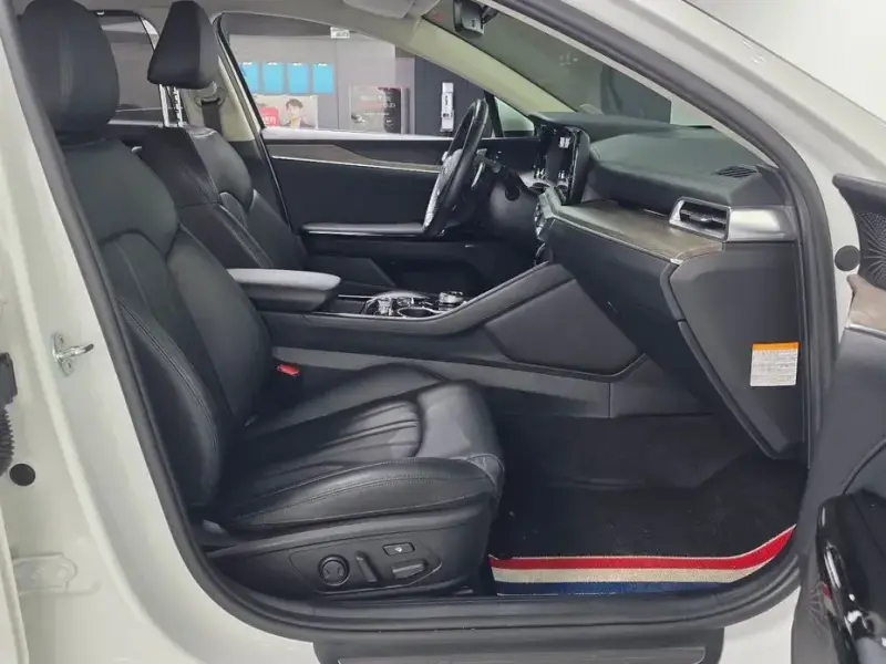 2021 Kia K5 с пробегом 103 285 км