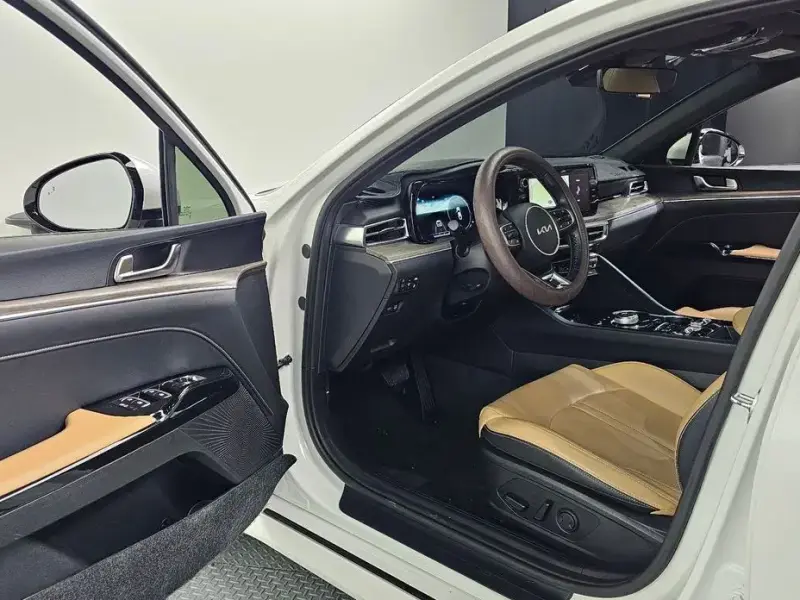 2022 Kia K5 с пробегом 59 736 км