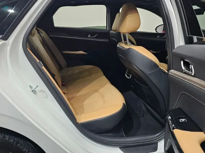 2022 Kia K5 с пробегом 59 736 км