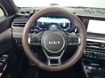 2022 Kia K5 с пробегом 59 736 км