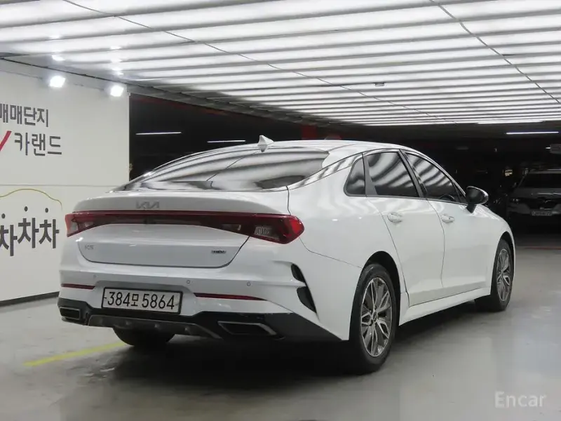 2022 Kia K5 с пробегом 114 450 км