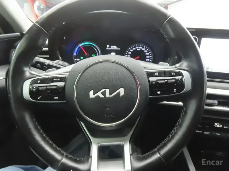 2022 Kia K5 с пробегом 114 450 км
