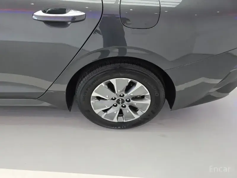 2022 Kia K5 с пробегом 76 664 км