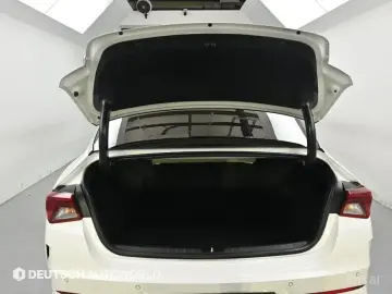 2021 Kia K5 с пробегом 142 861 км