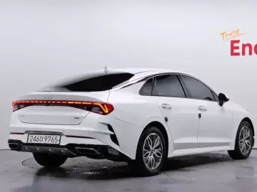 2022 Kia K5 с пробегом 126 567 км