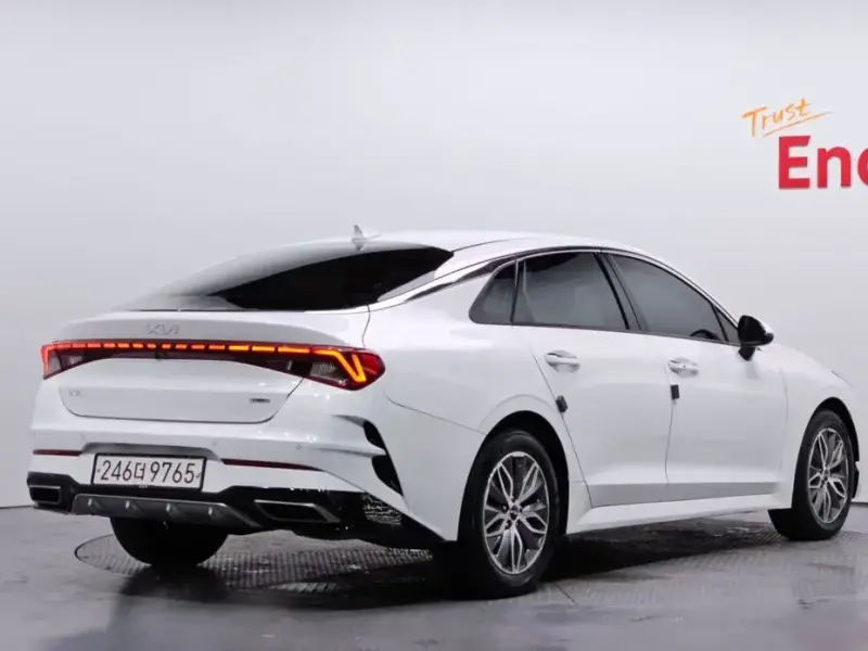 2022 Kia K5 с пробегом 126 567 км