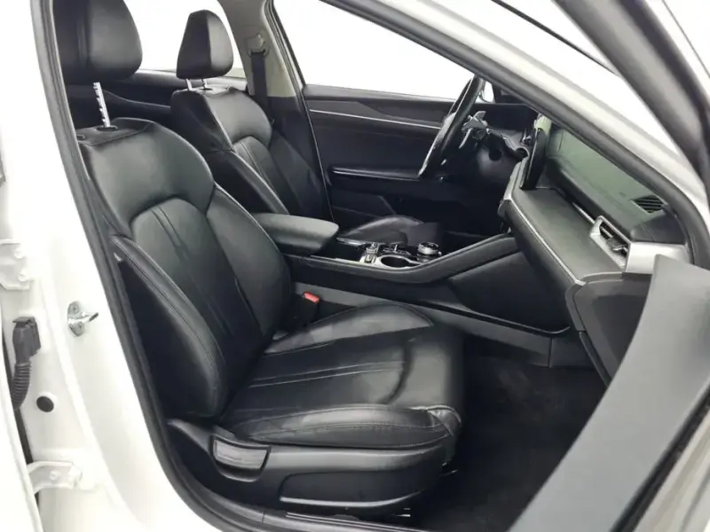 2022 Kia K5 с пробегом 126 567 км
