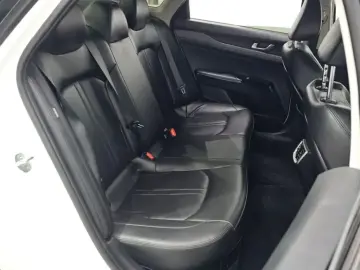 2022 Kia K5 с пробегом 126 567 км