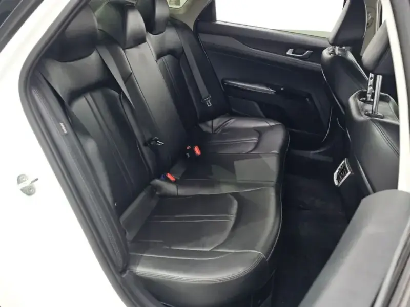 2022 Kia K5 с пробегом 126 567 км