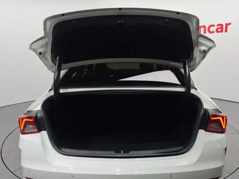 2022 Kia K5 с пробегом 126 567 км