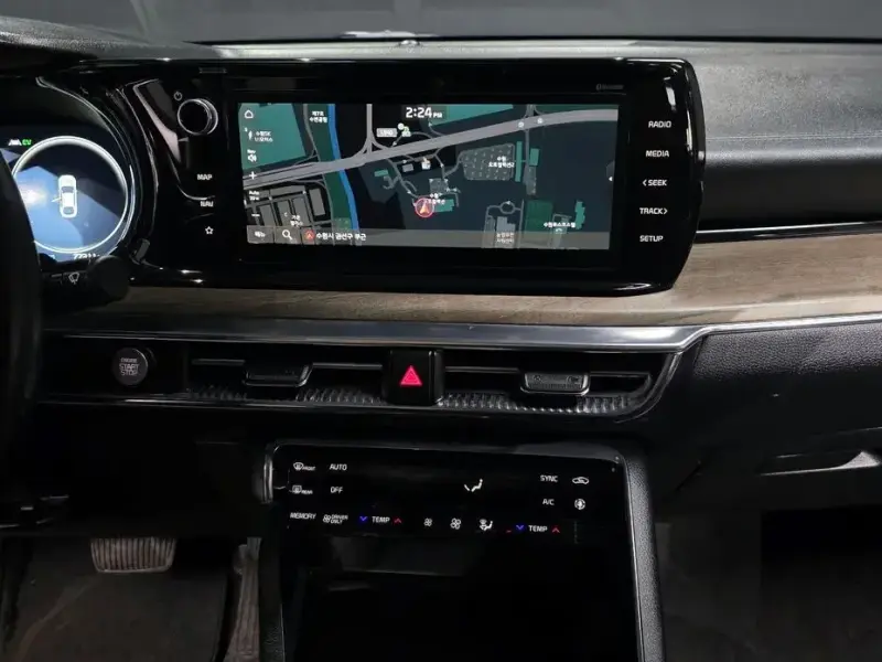 2022 Kia K5 с пробегом 77 311 км