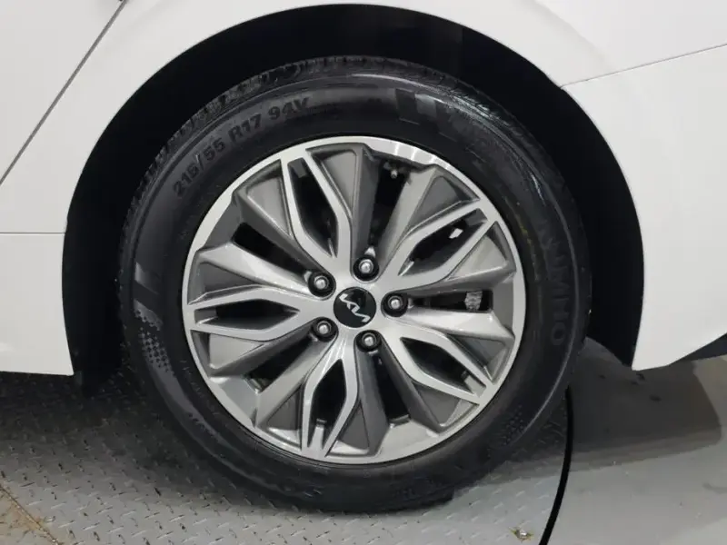2022 Kia K5 с пробегом 126 567 км