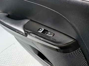 2022 Kia K5 с пробегом 77 311 км