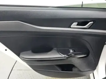 2022 Kia K5 с пробегом 126 567 км