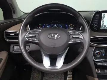 2018 Hyundai Santa Fe с пробегом 99 507 км
