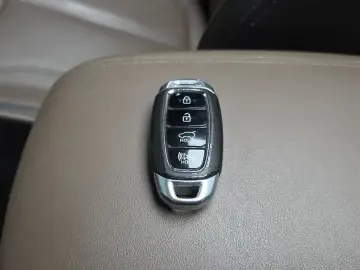 2018 Hyundai Santa Fe с пробегом 99 507 км