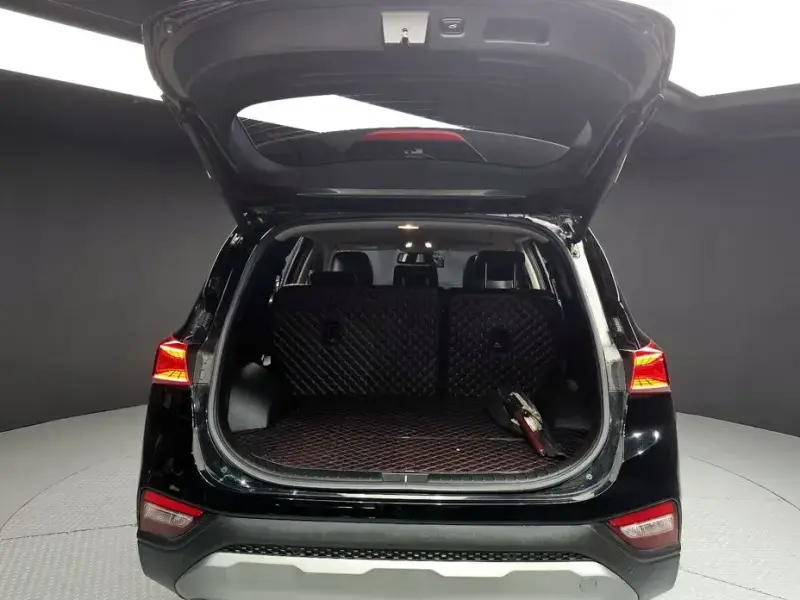 2019 Hyundai Santa Fe с пробегом 117 570 км