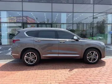 2019 Hyundai Santa Fe с пробегом 106 172 км