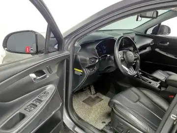 2018 Hyundai Santa Fe с пробегом 62 571 км