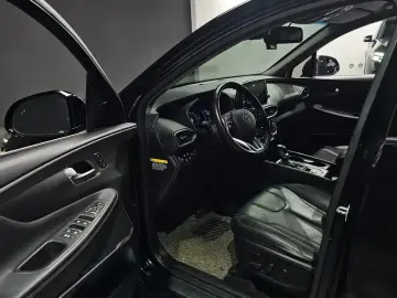 2019 Hyundai Santa Fe с пробегом 74 025 км