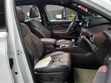 2018 Hyundai Santa Fe с пробегом 66 649 км