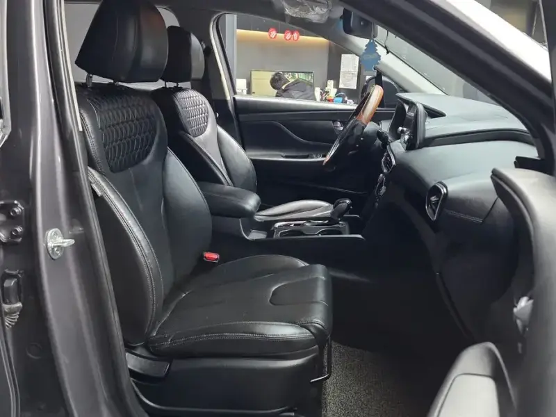 2018 Hyundai Santa Fe с пробегом 184 705 км