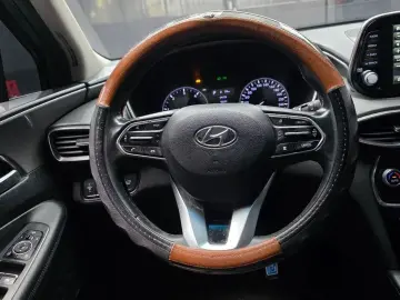 2018 Hyundai Santa Fe с пробегом 184 705 км