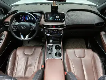 2019 Hyundai Santa Fe с пробегом 127 172 км