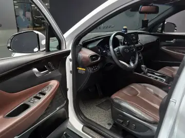 2019 Hyundai Santa Fe с пробегом 127 172 км