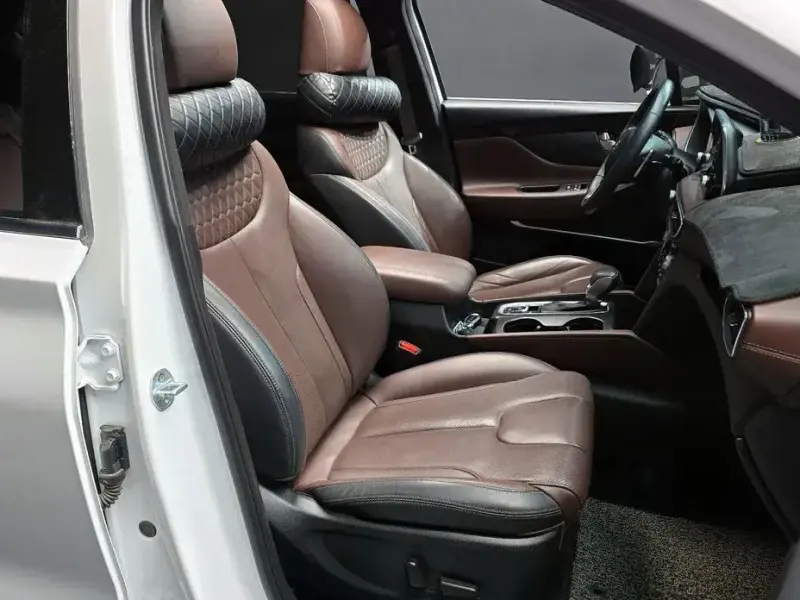 2019 Hyundai Santa Fe с пробегом 127 172 км