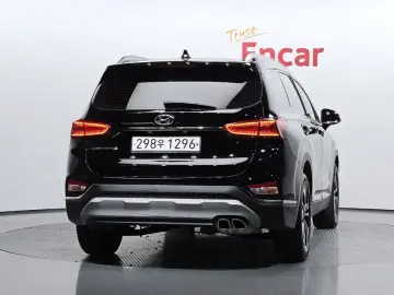 2019 Hyundai Santa Fe с пробегом 46 983 км