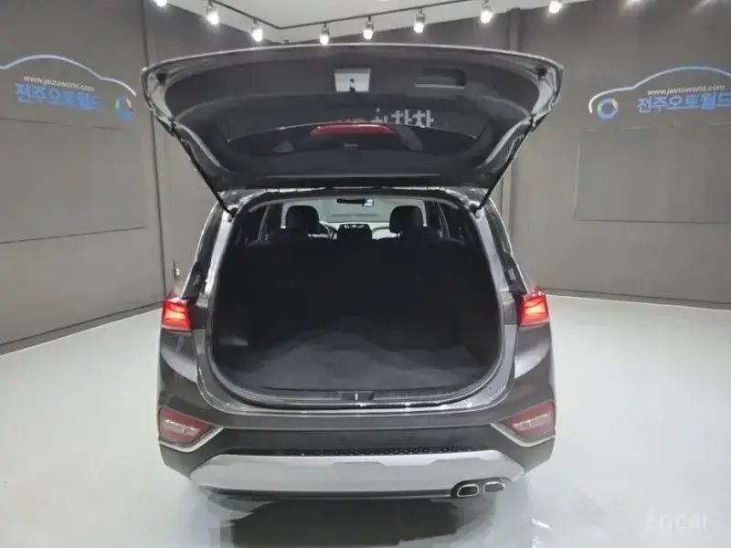 2020 Hyundai Santa Fe с пробегом 117 618 км
