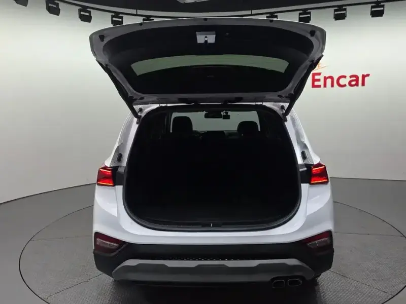 2018 Hyundai Santa Fe с пробегом 129 251 км