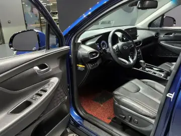 2018 Hyundai Santa Fe с пробегом 72 568 км