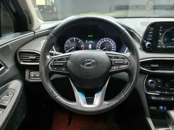 2018 Hyundai Santa Fe с пробегом 72 568 км
