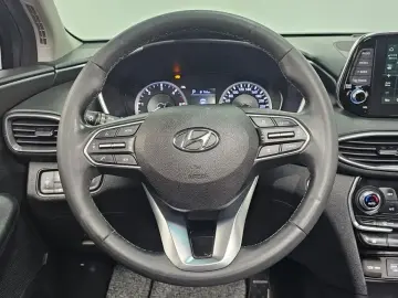 2019 Hyundai Santa Fe с пробегом 79 218 км