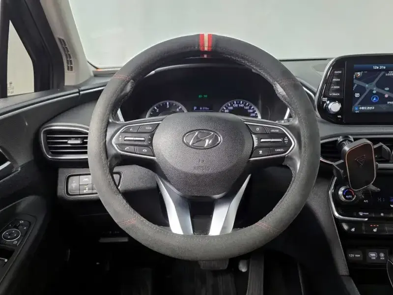2019 Hyundai Santa Fe с пробегом 32 766 км