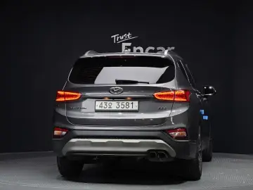 2019 Hyundai Santa Fe с пробегом 141 351 км