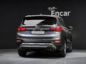 2018 Hyundai Santa Fe с пробегом 166 672 км