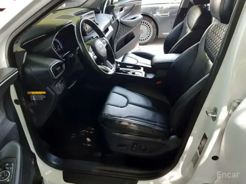 2019 Hyundai Santa Fe с пробегом 46 000 км