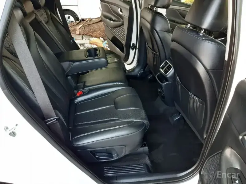 2019 Hyundai Santa Fe с пробегом 46 000 км