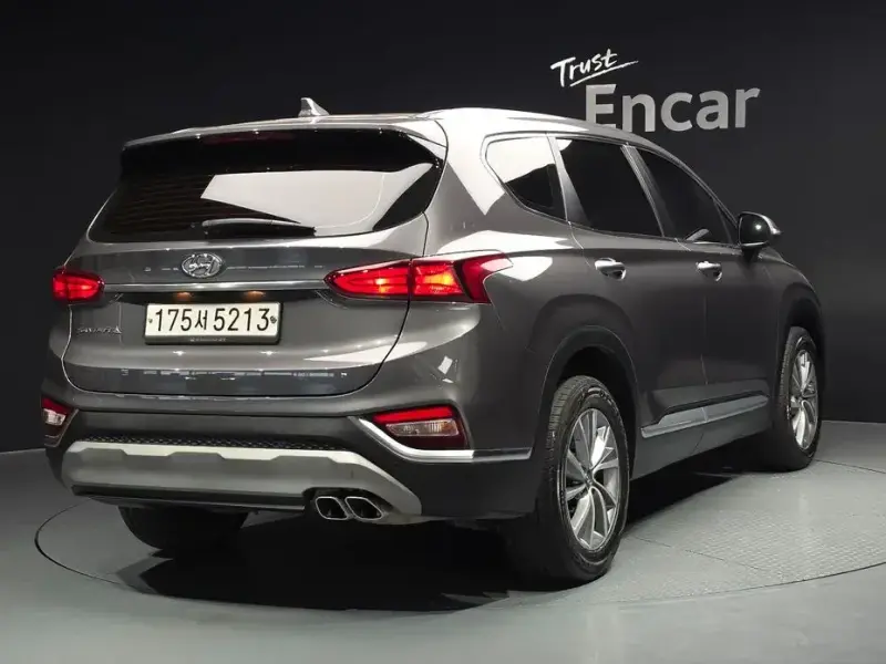 2019 Hyundai Santa Fe с пробегом 152 318 км
